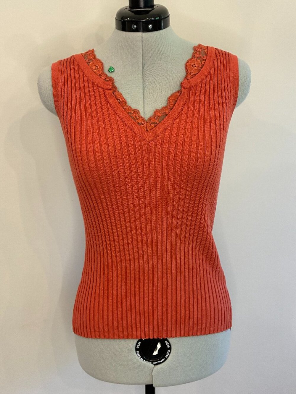 August Silk Knits Terracotta Orange Lace Trim Silk Blend Ribbed Tank Top | Size
